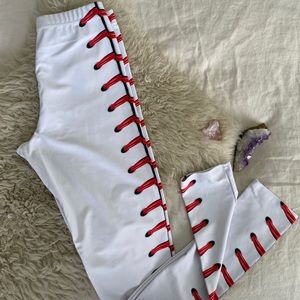 Baseball lace print leggings